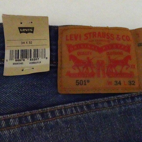 Levi's 501 Jeans Men's Size 34x32 Blue Denim Cotton Distressed Button Fly - Picture 8 of 11